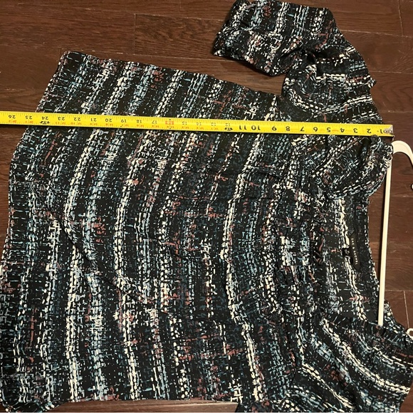 Zac & Rachel Women's Tunic Top Size XL Square Neck, 3/4
Sleeve, Multi-colored - Picture 8 of 8